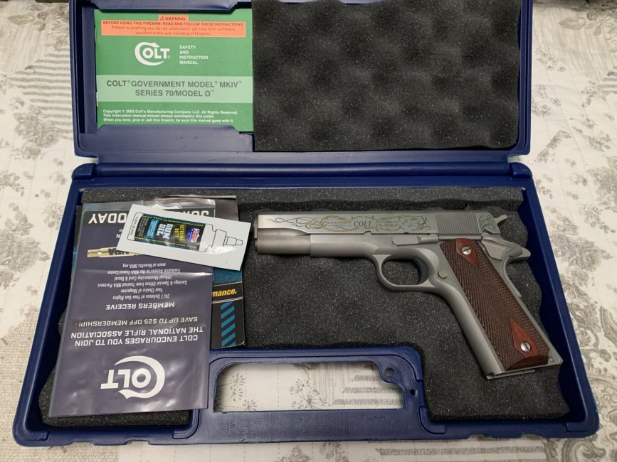 Colt 1911 Government Stainless