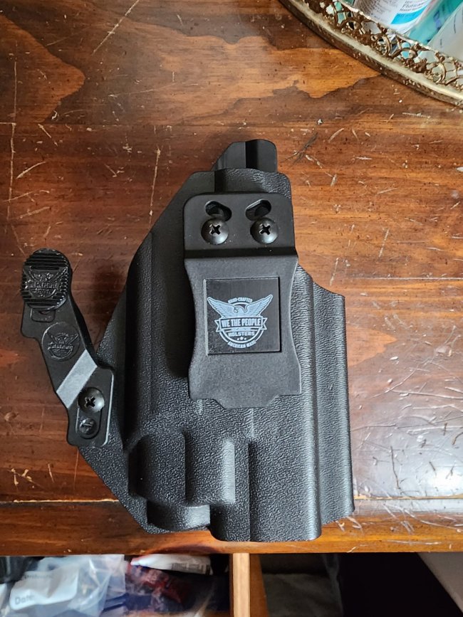 Iwb holster for Gen 5 Glock 23 with TLR 7 A