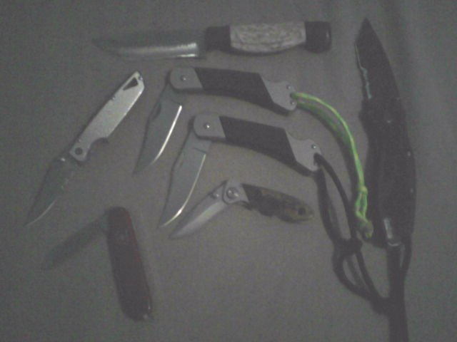knives 2.jpg